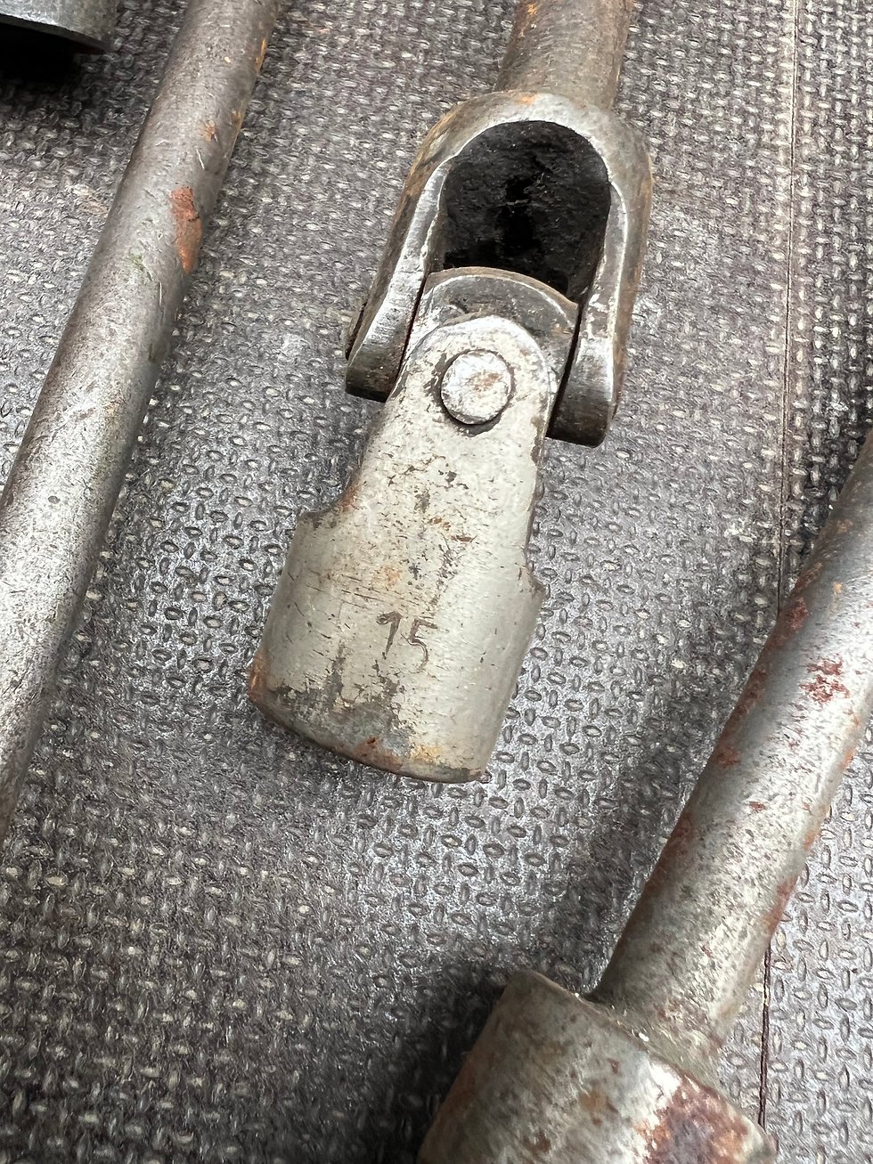 Thumbnail: WW2 tools set of 12 pieces 
