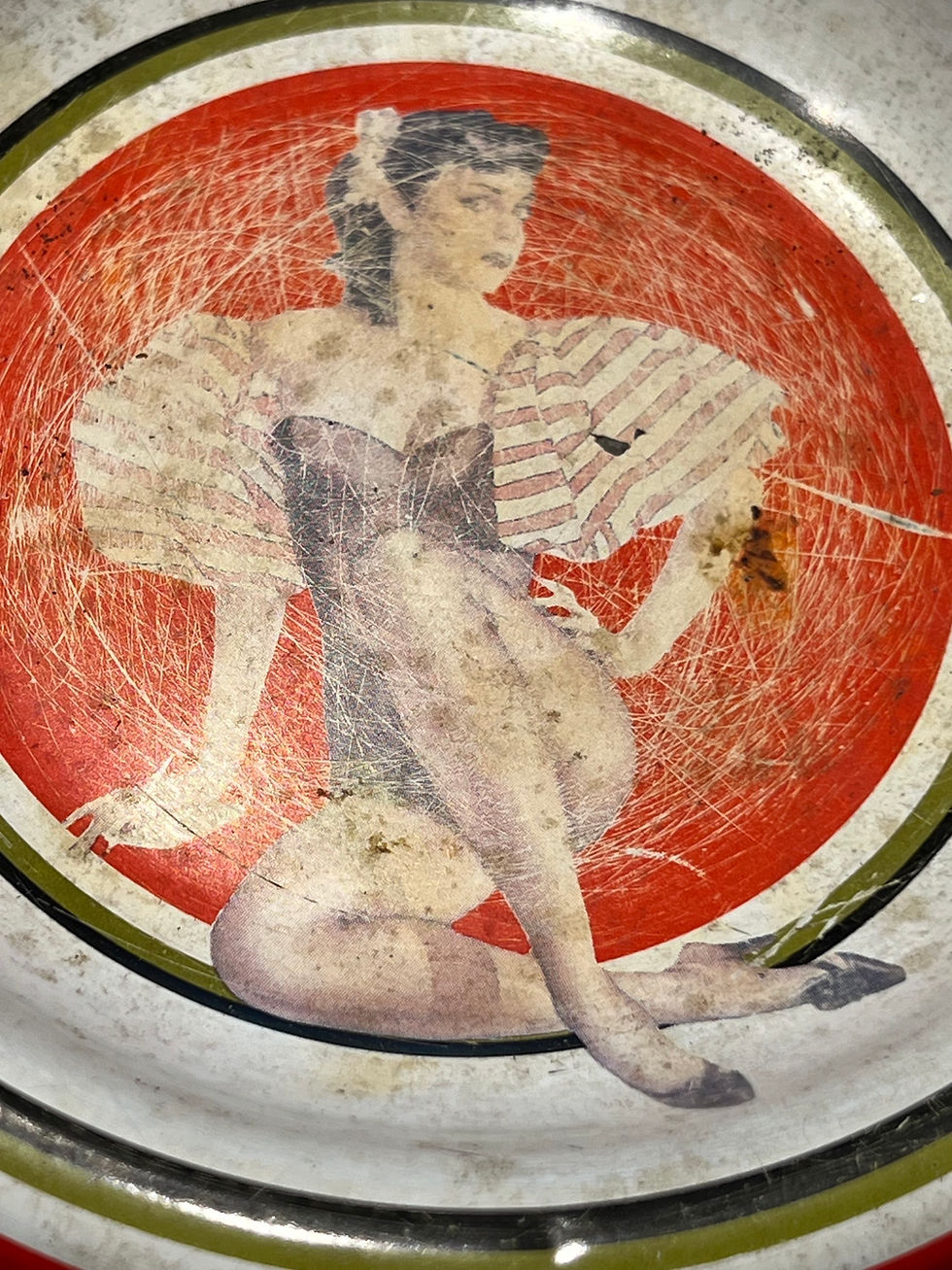 Thumbnail: WW2 ashtray from US war bonds  lucky Strike