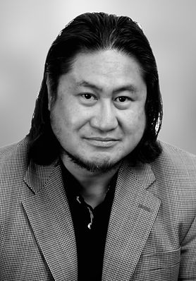 Elwyn Gabutero - BW headshot (web).jpg