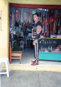 045.jpg