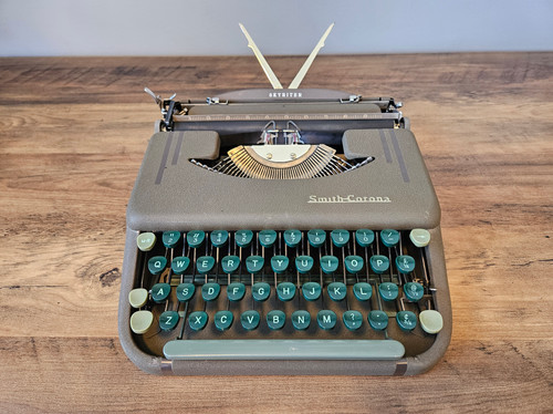 Smith-Corona Skyriter (1950) | Ocean View Typewriters