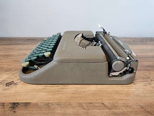 Smith-Corona Skyriter (1950) | Ocean View Typewriters