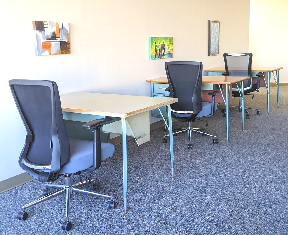 Quattro Small Desks