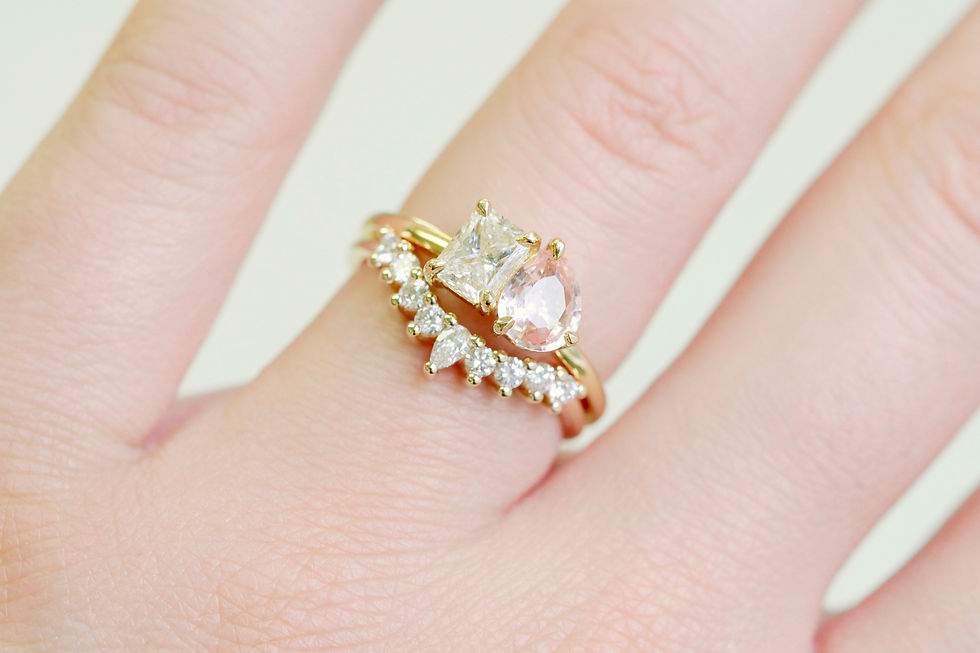 Thumbnail: Diamond Crown Ring