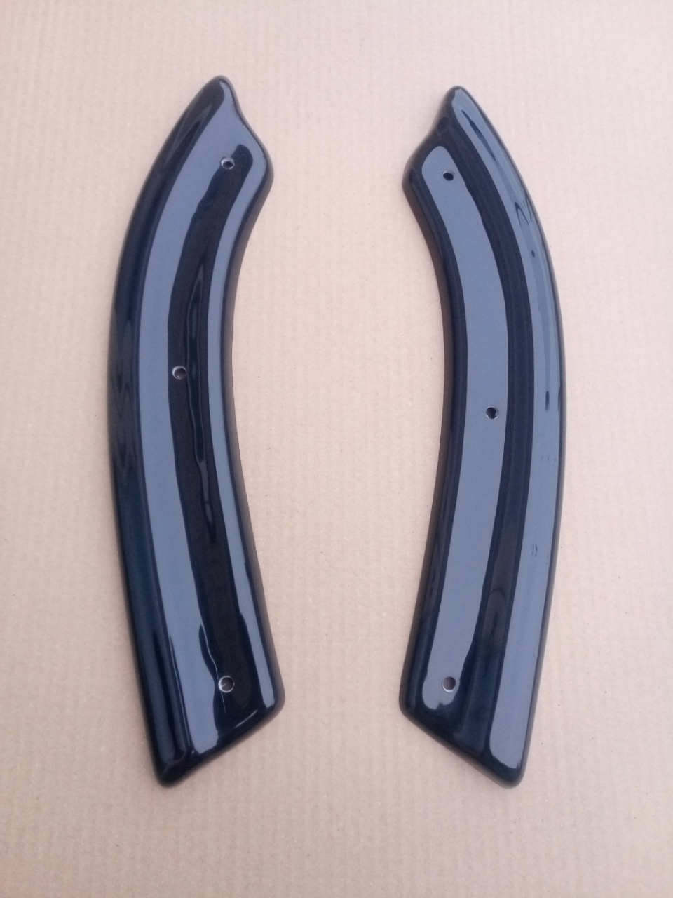 Thumbnail: Ford Focus Mk2 ST225 Pre-Facelift Rear Bumper Splitter Spats