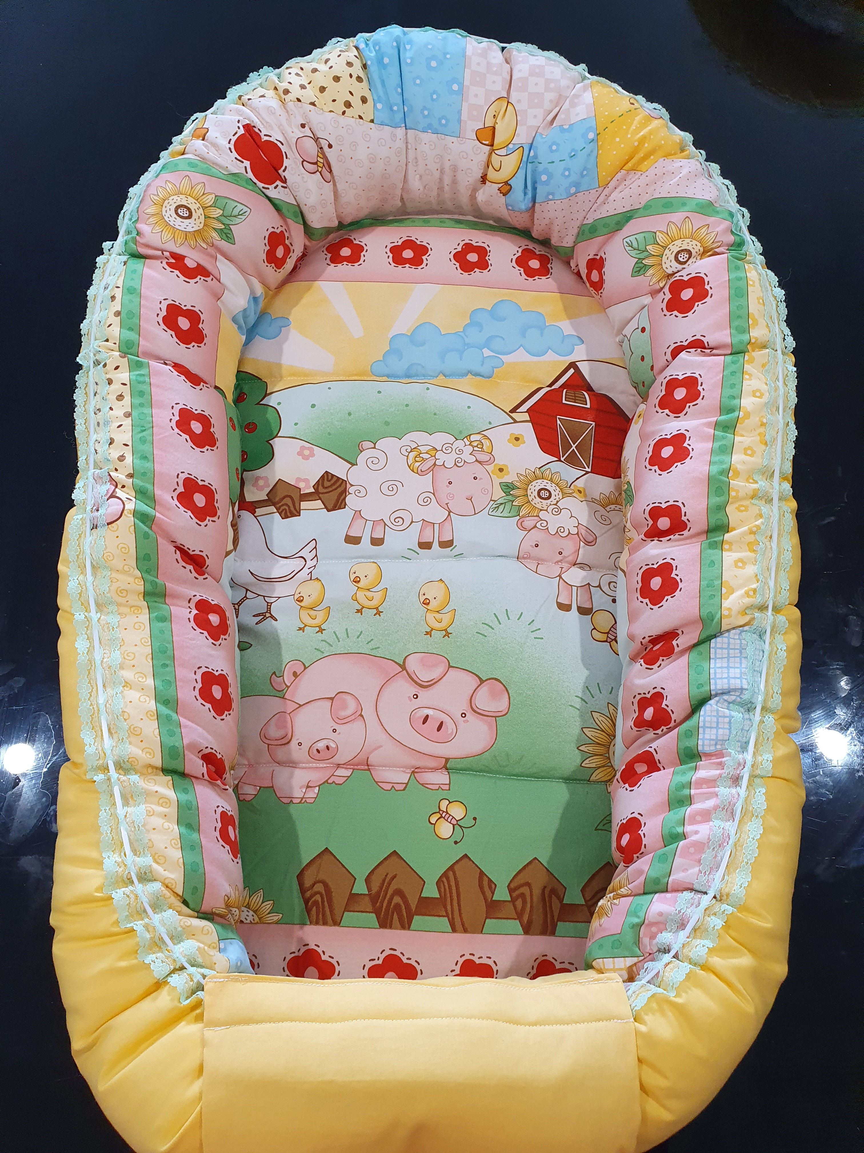 Baby nest bed reversible Nursery Barnyard Animals