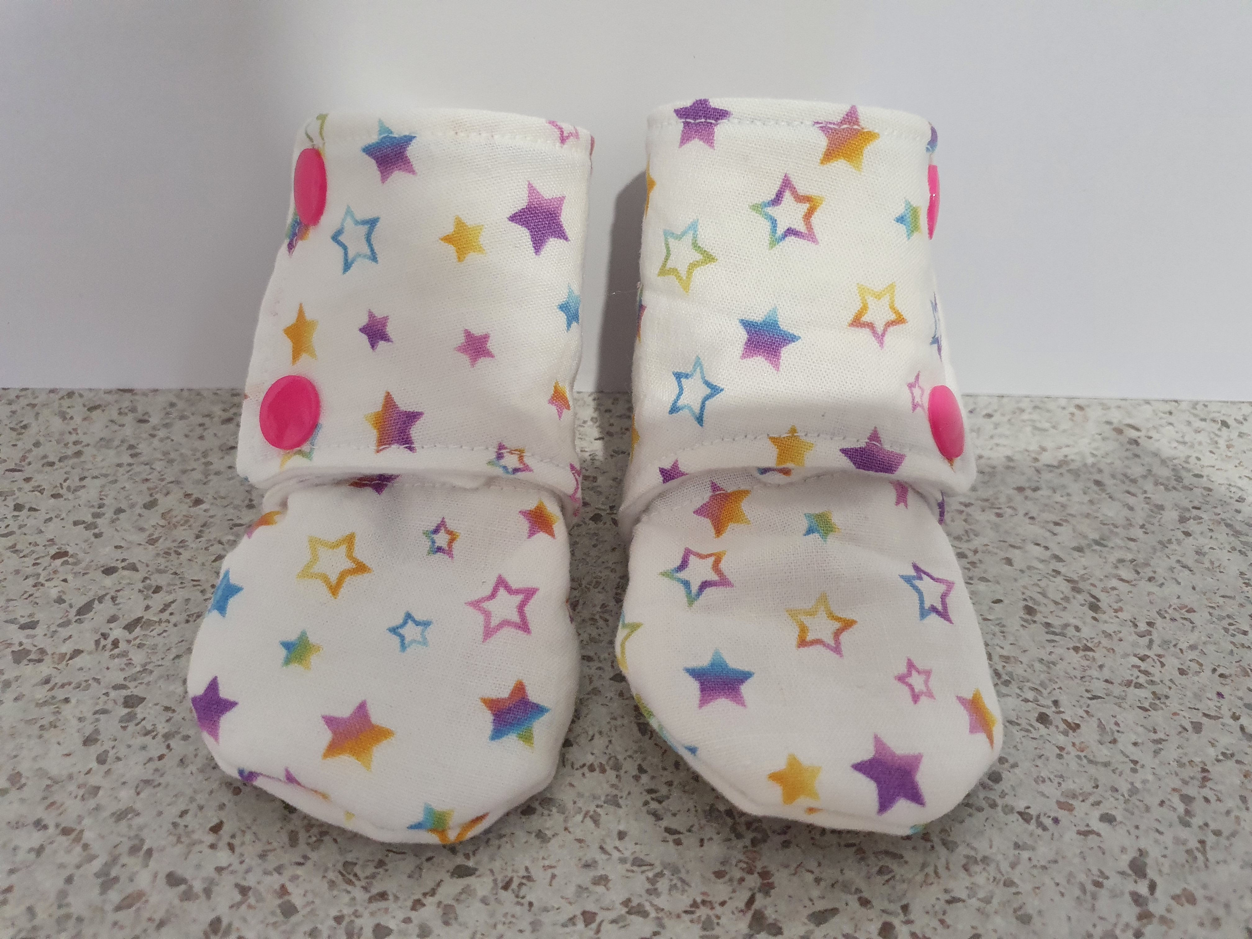 Stay-on Booties Star Size 3-6 Months