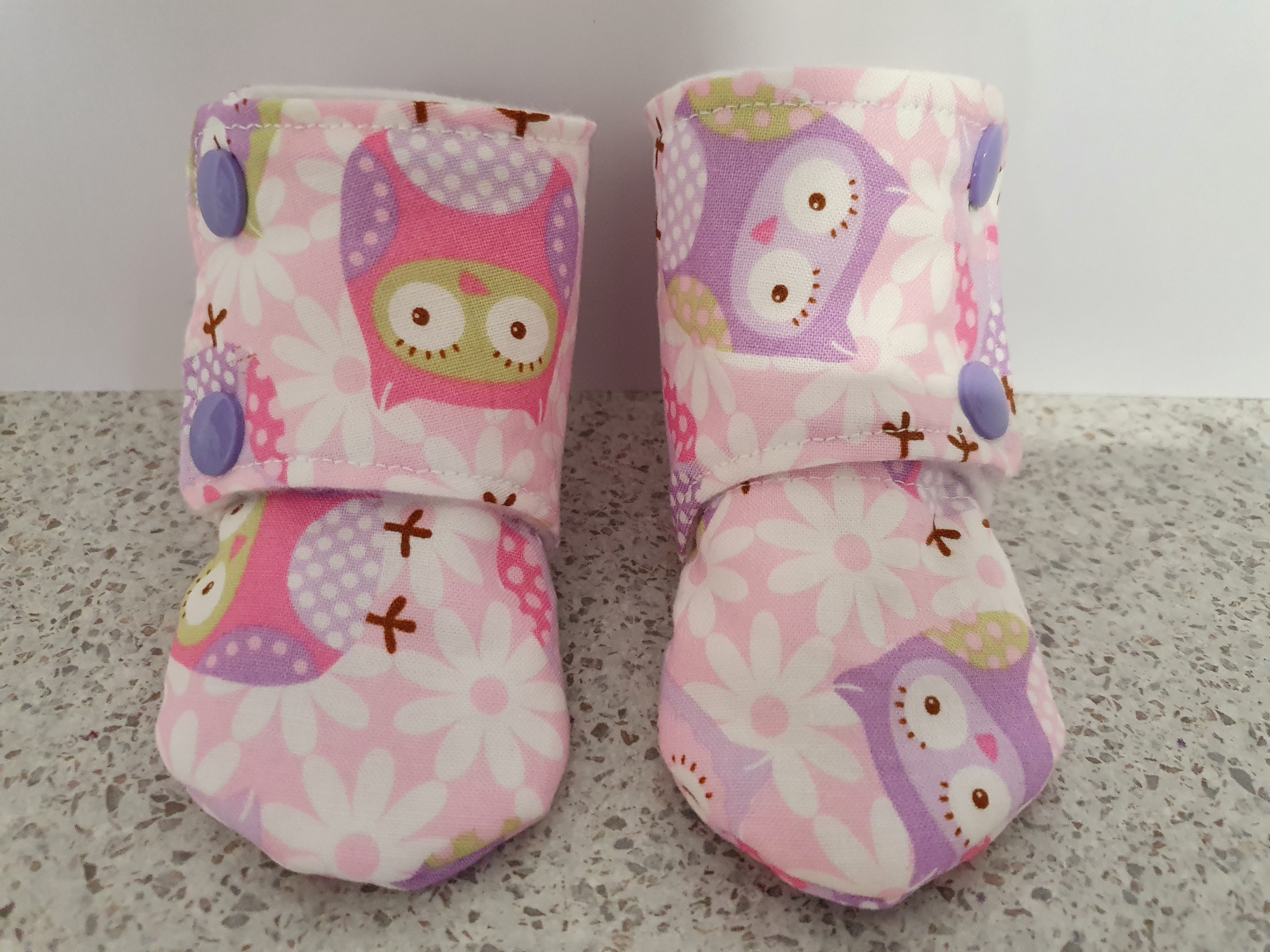 Stay-on Booties Owls Size 3-6 Months