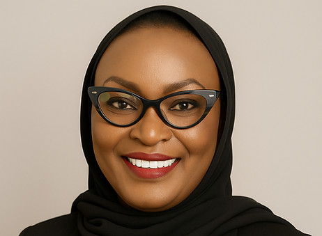 Mariam headshot AI_edited.jpg