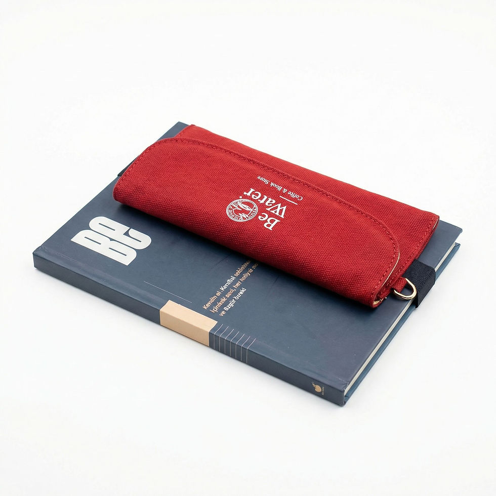 Küçük resim: Be Water Kırmızı Kılıf