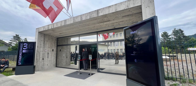Mammut-Event: Kadertisch THUN (RUAG C5I) und Mitgliederwerbung Offiziersschule