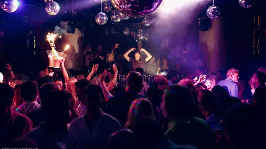 timeless-party.com