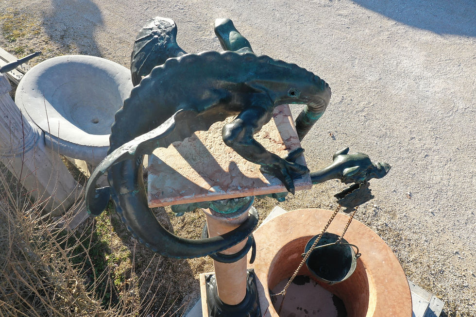 Miniaturbild: Drachenzierbrunnen