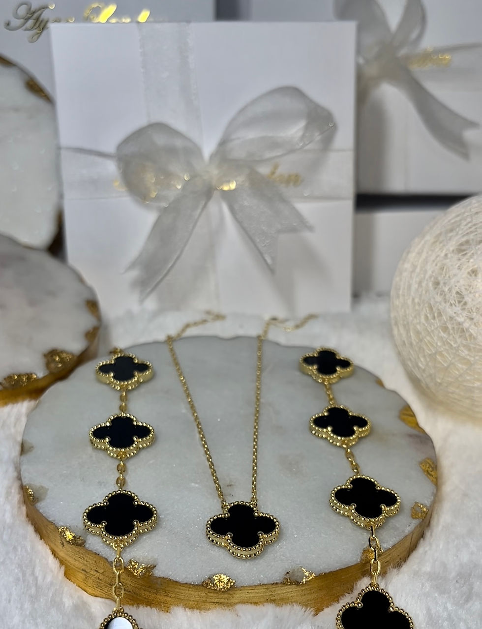 Black Agate Clover Necklace and Bracelet Set