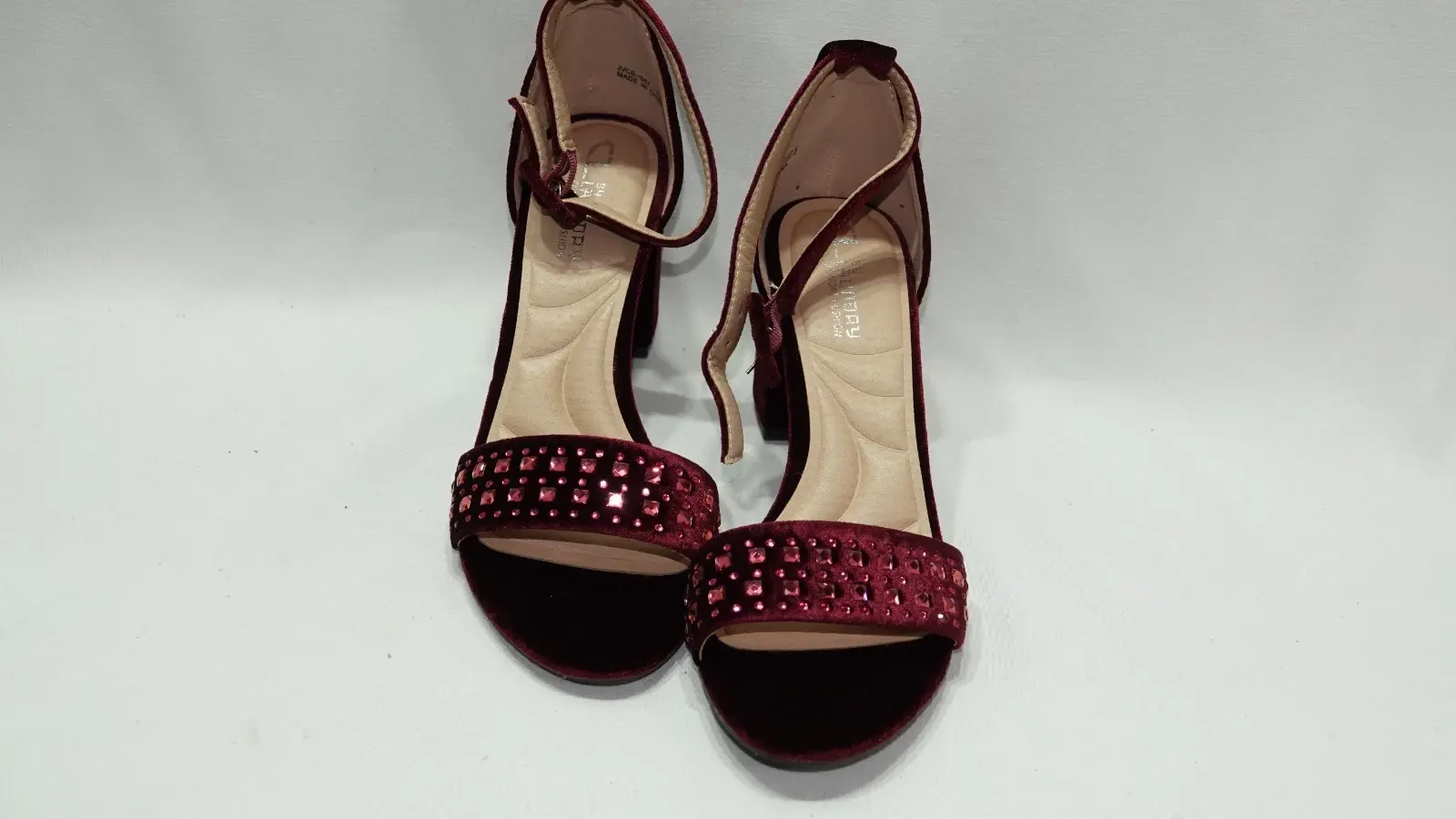 Chinese Laundry womens JodyHeeled Sandal