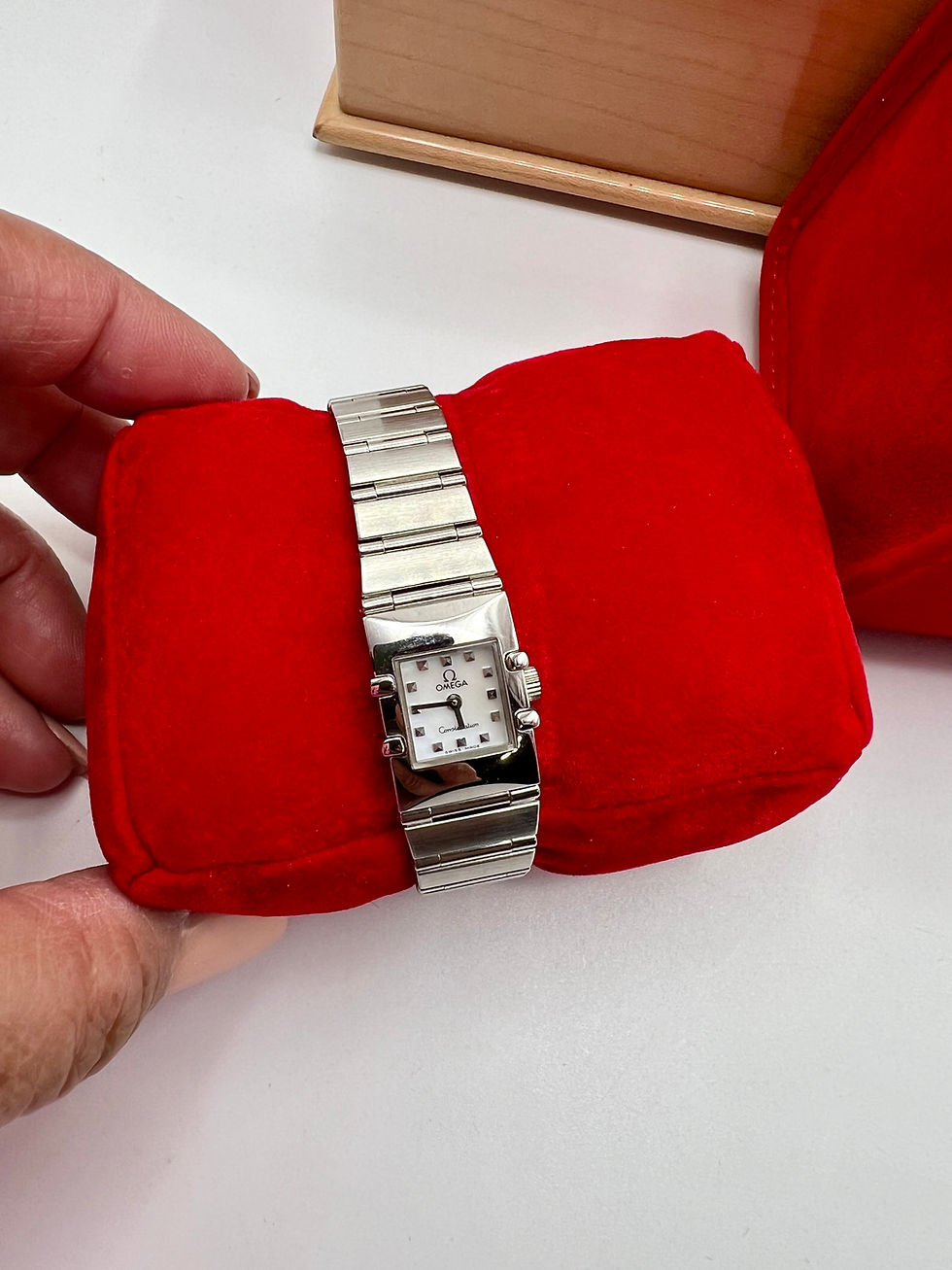 Thumbnail: Omega constellation mother of pearl ladies watch