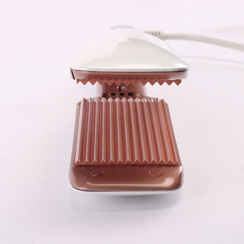 Miniature : UltraTitan