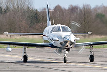Piper_PA-46-500TP_Malibu_Meridian_taxiing.jpg