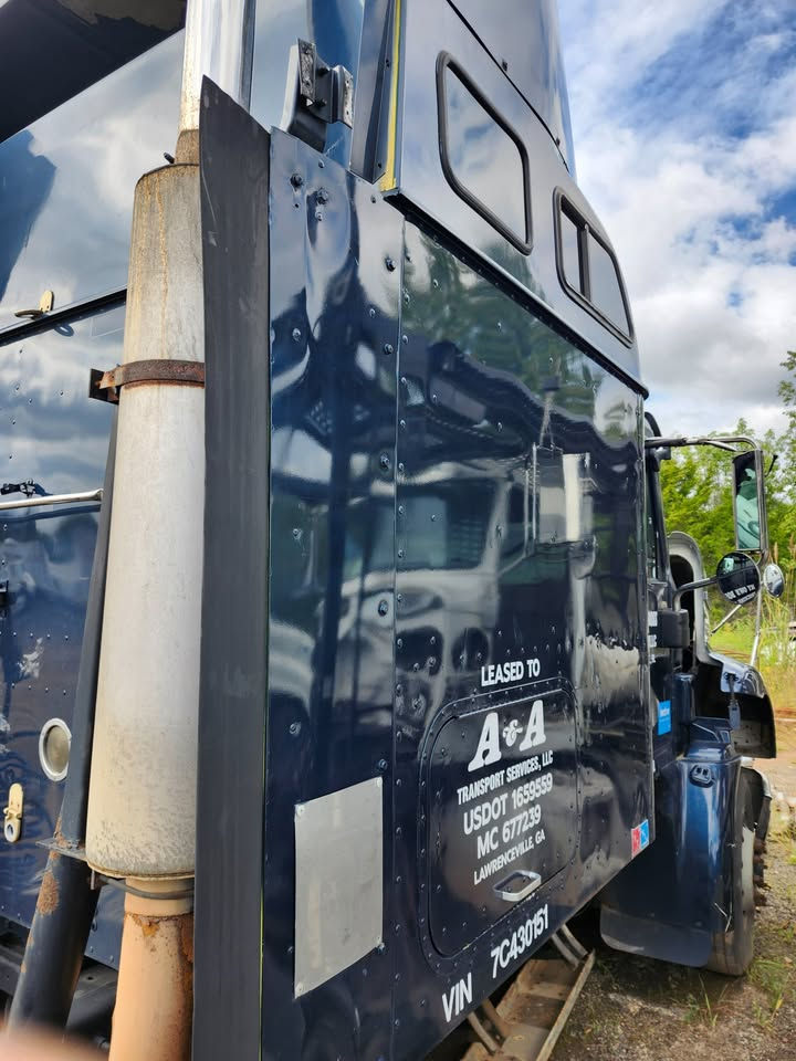 Thumbnail: 2007 International 9200i parts