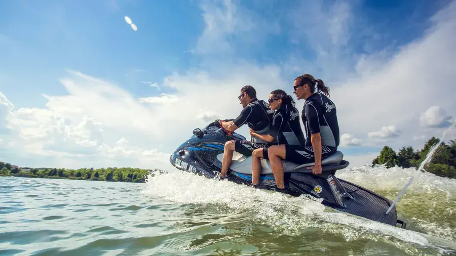 three-friends-jet-ski-8w9cktgl71mwfe99.webp