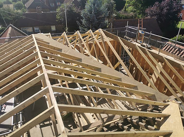 Complete roofing truss