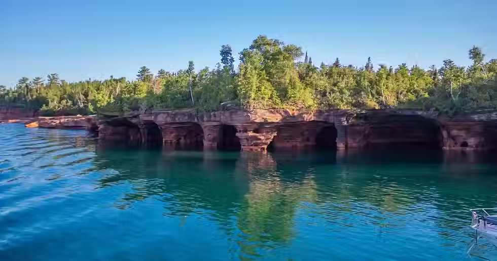 Apostle Islands Sea Caves, Wisconsin