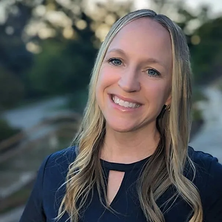 Bri Lawyer's headshot