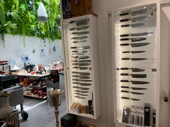 Photo Boutique rayon coutellerie