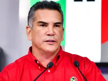 "Nadie te descarriló, te bajaste solo por inexperto, ambicioso y mentiroso": "Alito" Moreno a Samuel