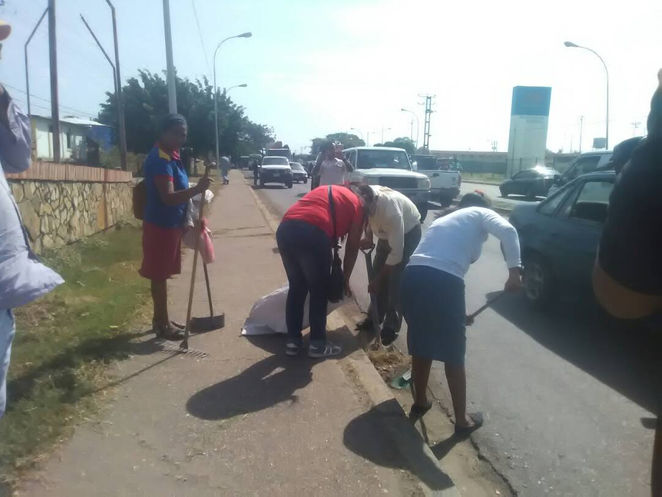 Avenida intercomunal San Fernando - Biruaca recibió limpieza general
