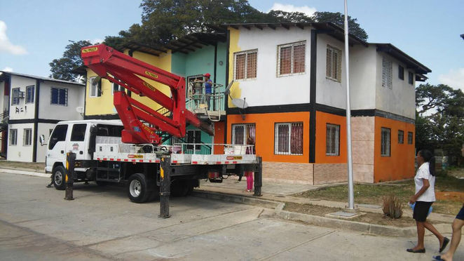 Ejecutado plan de rehabilitación y embellecimiento en urbanismos construidos por la GMVV