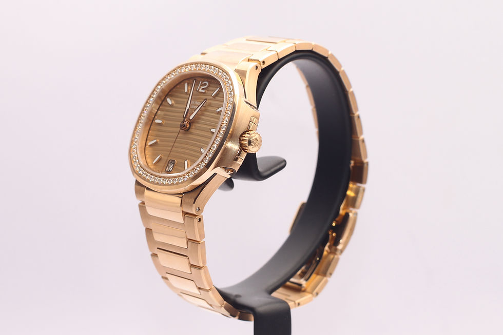 Thumbnail: Patek Philippe Ladies Nautilus 7118/1200R-010 Rose Gold Full Set 2018 Monaco side