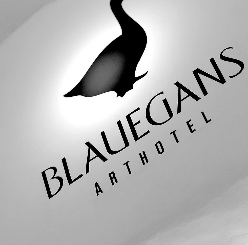 Caro Schmid, Salzburg, Werbeagentur, Art Direction und Grafik Design: Markenentwicklung & Strategie, Corporate Identity, Grafikdesign, Editorial, Packaging, Printdesign. Experte für Gastronomie und Hotellerie.