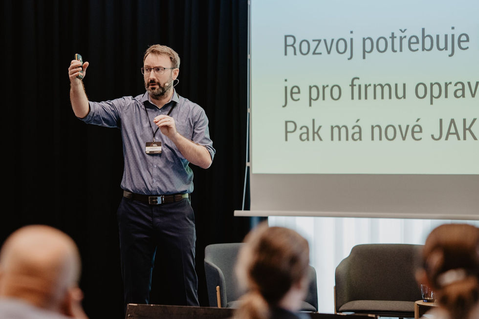 Konference Řízená Evoluce, skupina osob, FasterFish, Praha Hotel Stage