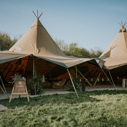 Tribeca Tipis: Spring open day weekend at Whitefield Woodland Weddings, East Sussex 