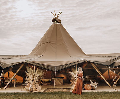 tipi-wedding.jpg