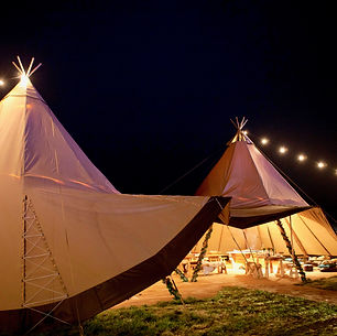 Tipi wedding.jpg