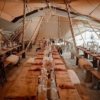 Tipi wedding interior.jpg