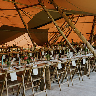 Tipi-wedding-table-settings.jpg
