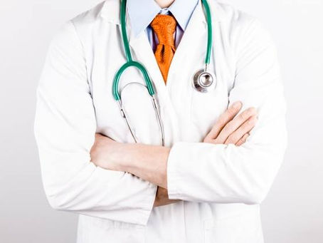 Desafios e Estratégias Jurídicas na Resolução de Demandas Trabalhistas em Organizações Sociais e Sociedades em Conta de Participação na Saúde Pública