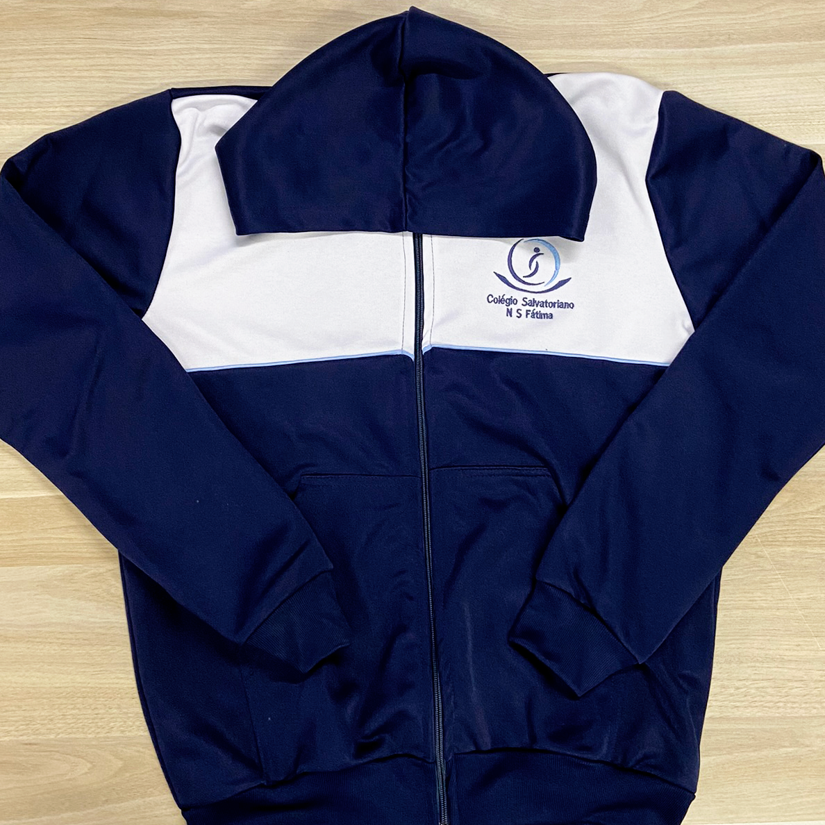Casaco P.A (malha colegial) com Ziper | N. S. de Fátima