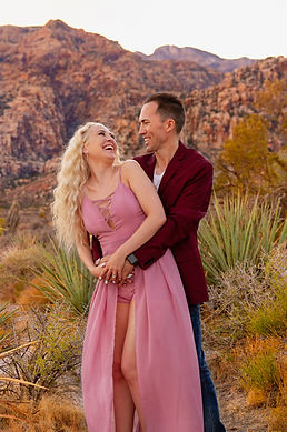 TaraAndDustinEngaged 698 copyEDIT.jpeg