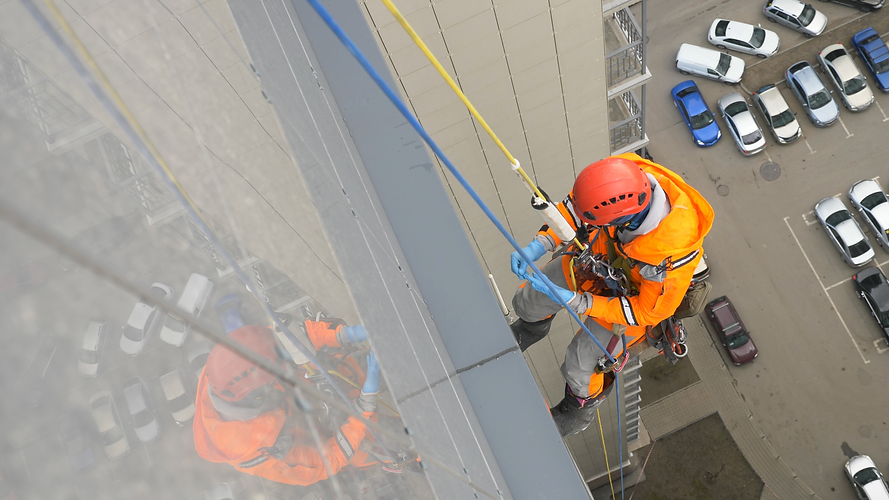 Working at heights 1.png