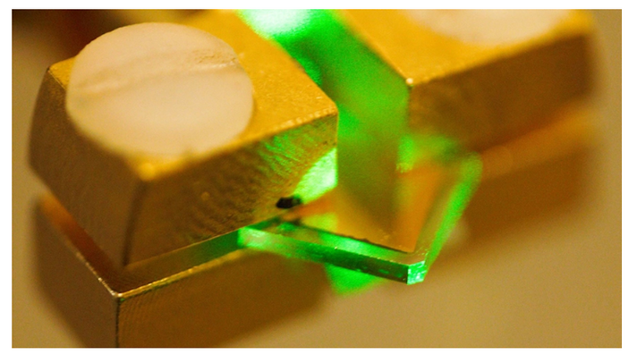 Diamantes podem alimentar a rede elétrica e VEs de forma mais eficiente