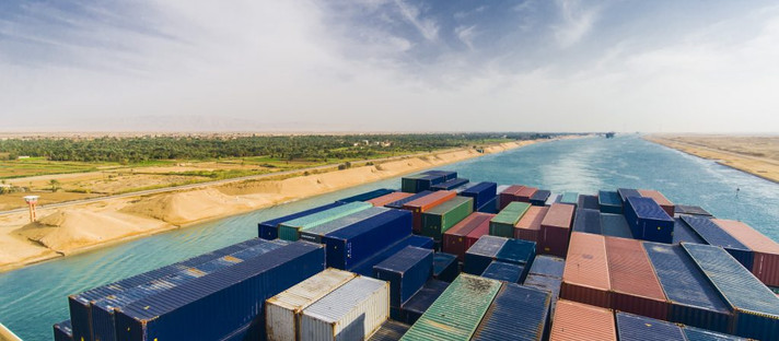 O risco de Suez chega em um momento ruim para o mercado de alumínio anormalmente apertado