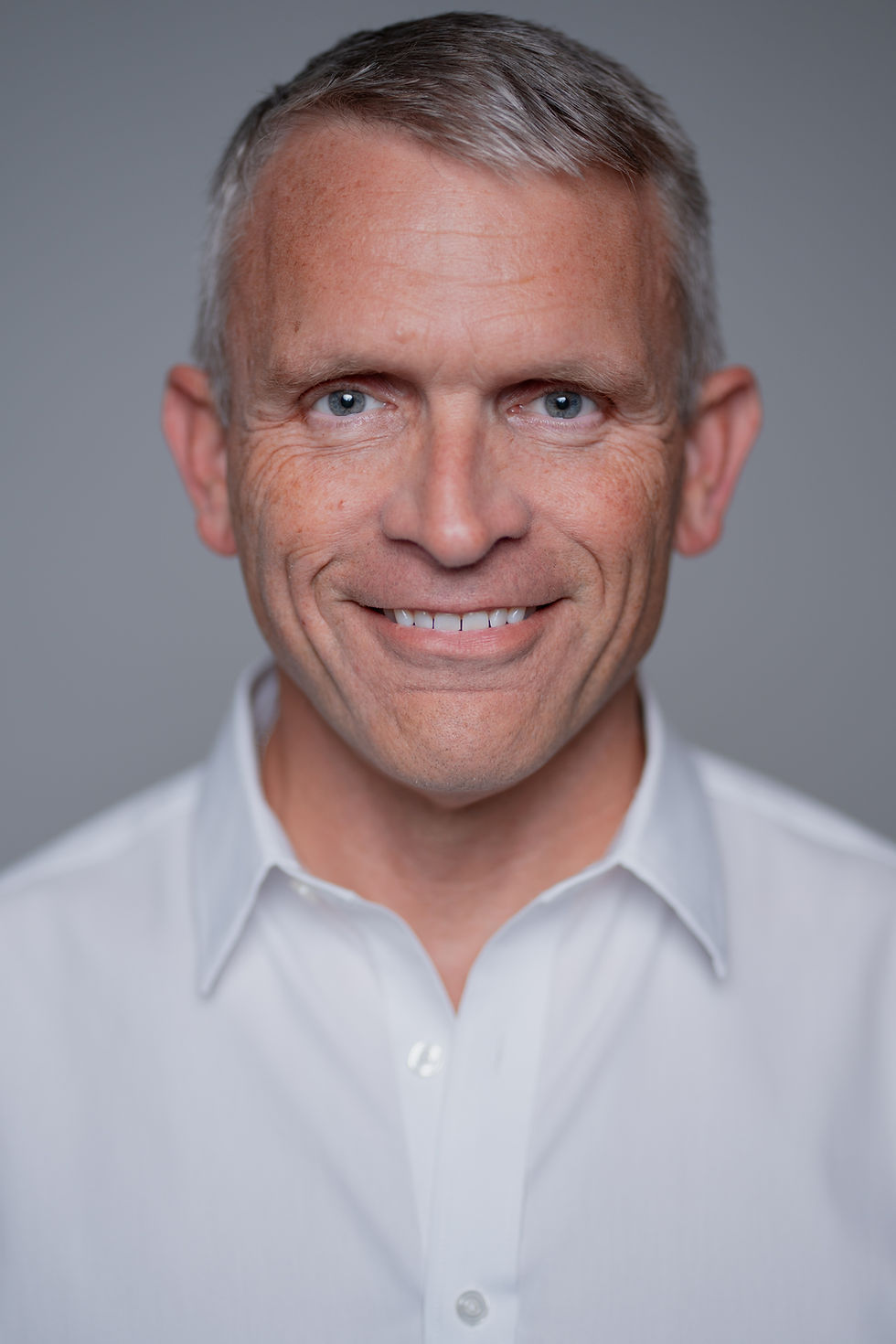 Wayne Headshot Edit-1.jpg