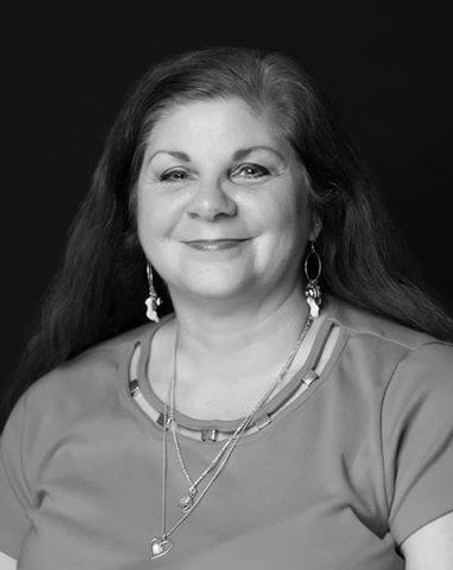 Darla Davis.jpg