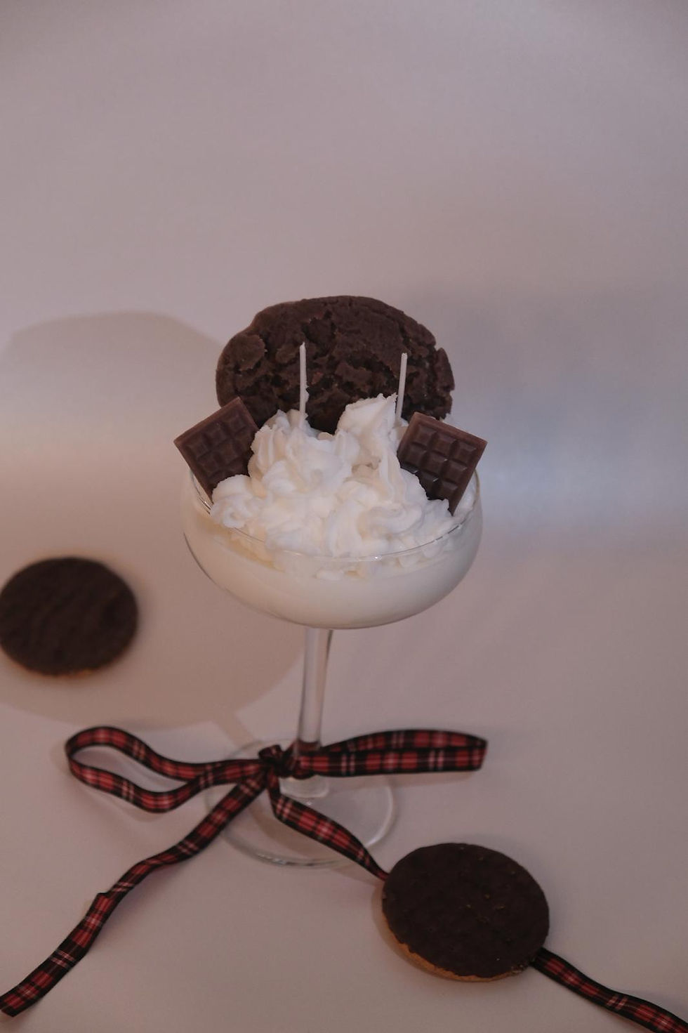 Thumbnail: CHOCOLATE COOKIES AND CREAM CANDLE