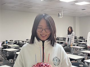 김윤정 생일 축하!