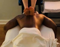seated ashiatsu